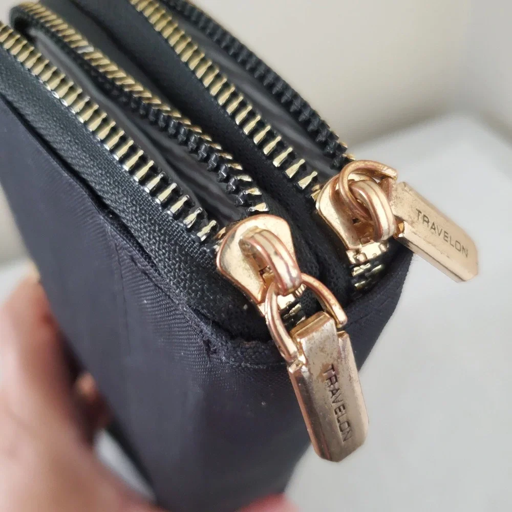 Travelon Black Nylon RFID Blocking Double Zip Wristlet Wallet Gold Hardware